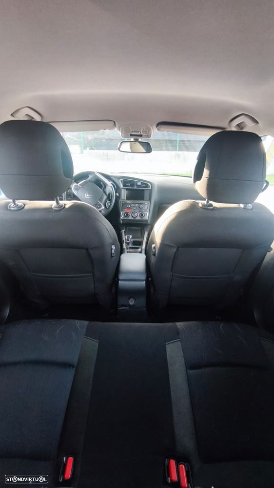 Citroën C4 e-HDi 115 ETG6 Business Class - 19