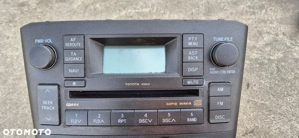 Radio CD panel nawiewu klimatyzacji manualny Toyota Avensis T25 lift 2007r 86120-05110 - 2