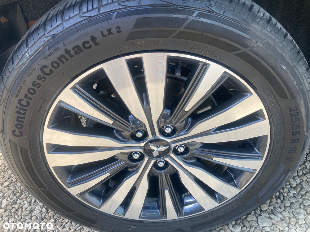 Mitsubishi Outlander - 19