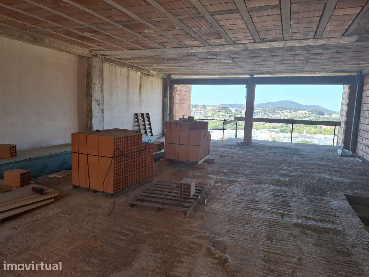 Moradia Banda Lomar - Grande imagem: 4/6