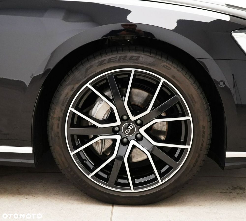 Audi A8 - 9