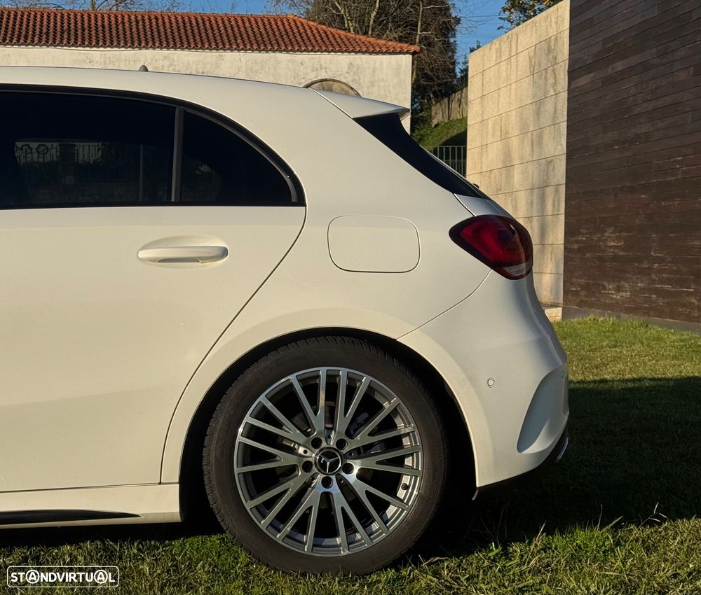 Mercedes-Benz A 180 7G-DCT AMG Line - 12