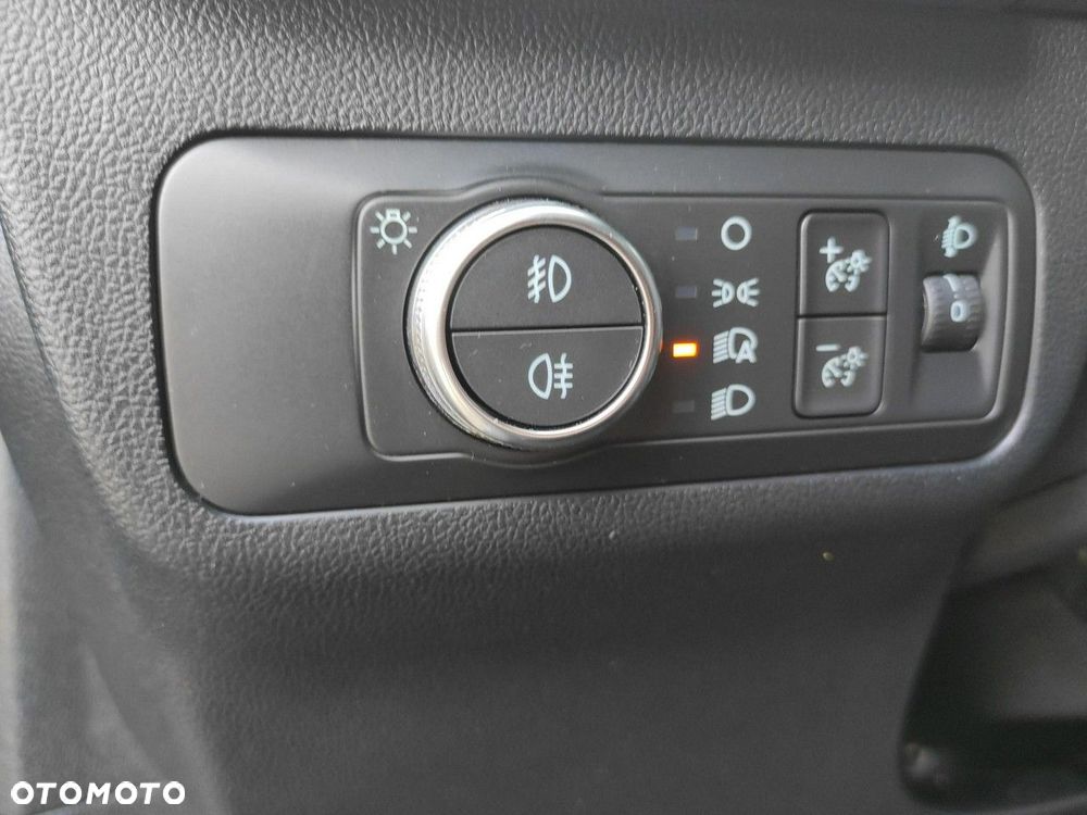 Ford Kuga - 4