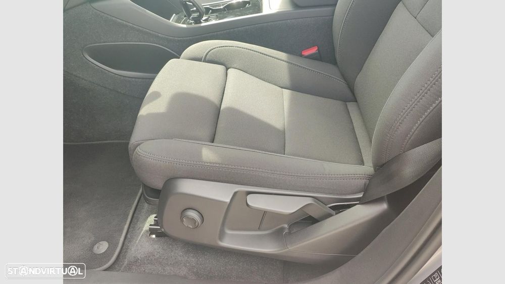 Volvo EX40 82 kWh Single Motor Extended Range Plus - 14