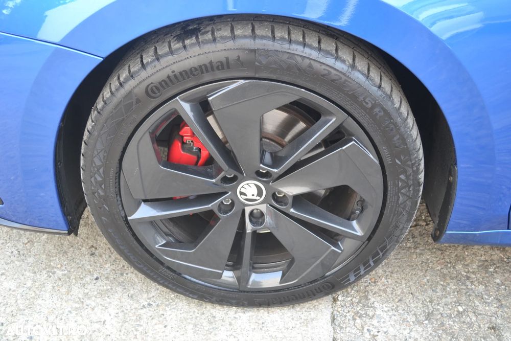 Skoda Octavia 2.0 TDI DSG 4X4 RS - 34