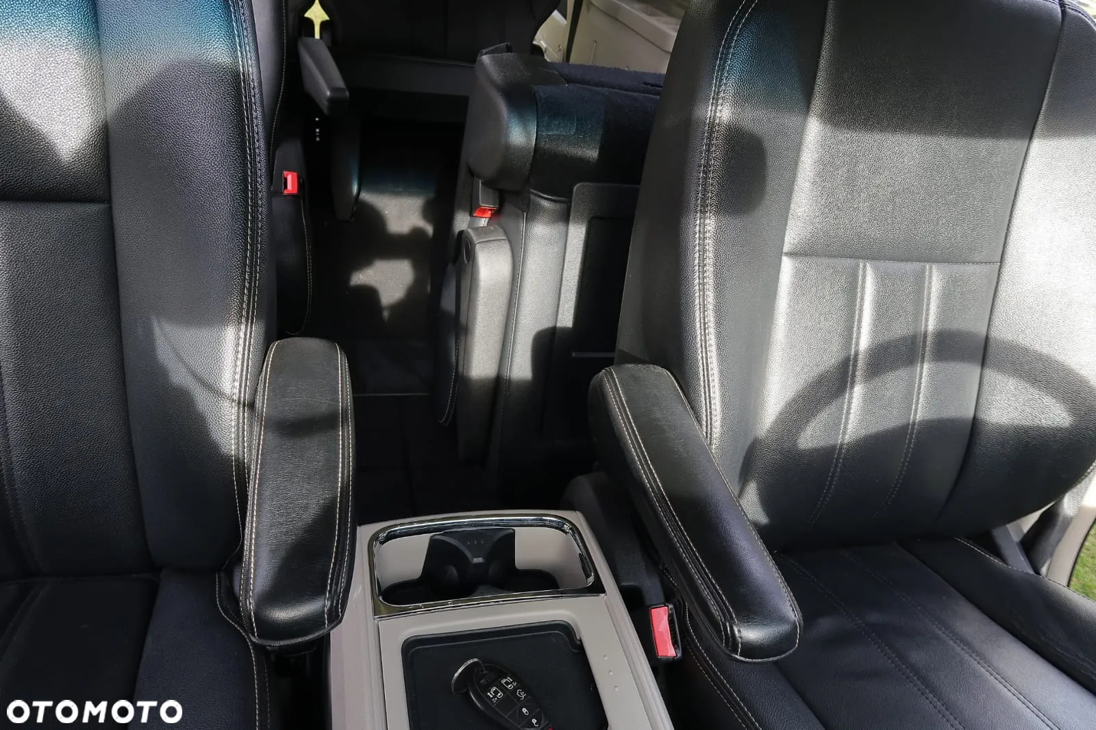 Chrysler Town & Country 3.6 Touring - 7