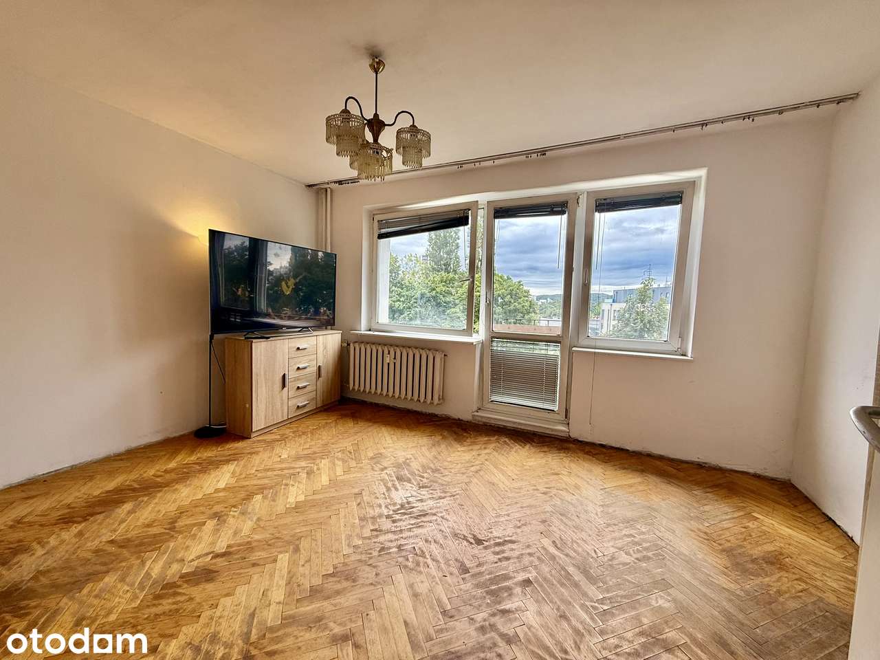 KAWALERKA NA ZASPIE – 30,90 m² | 440 000 ZŁ | 4. PIĘTRO | WINDA |