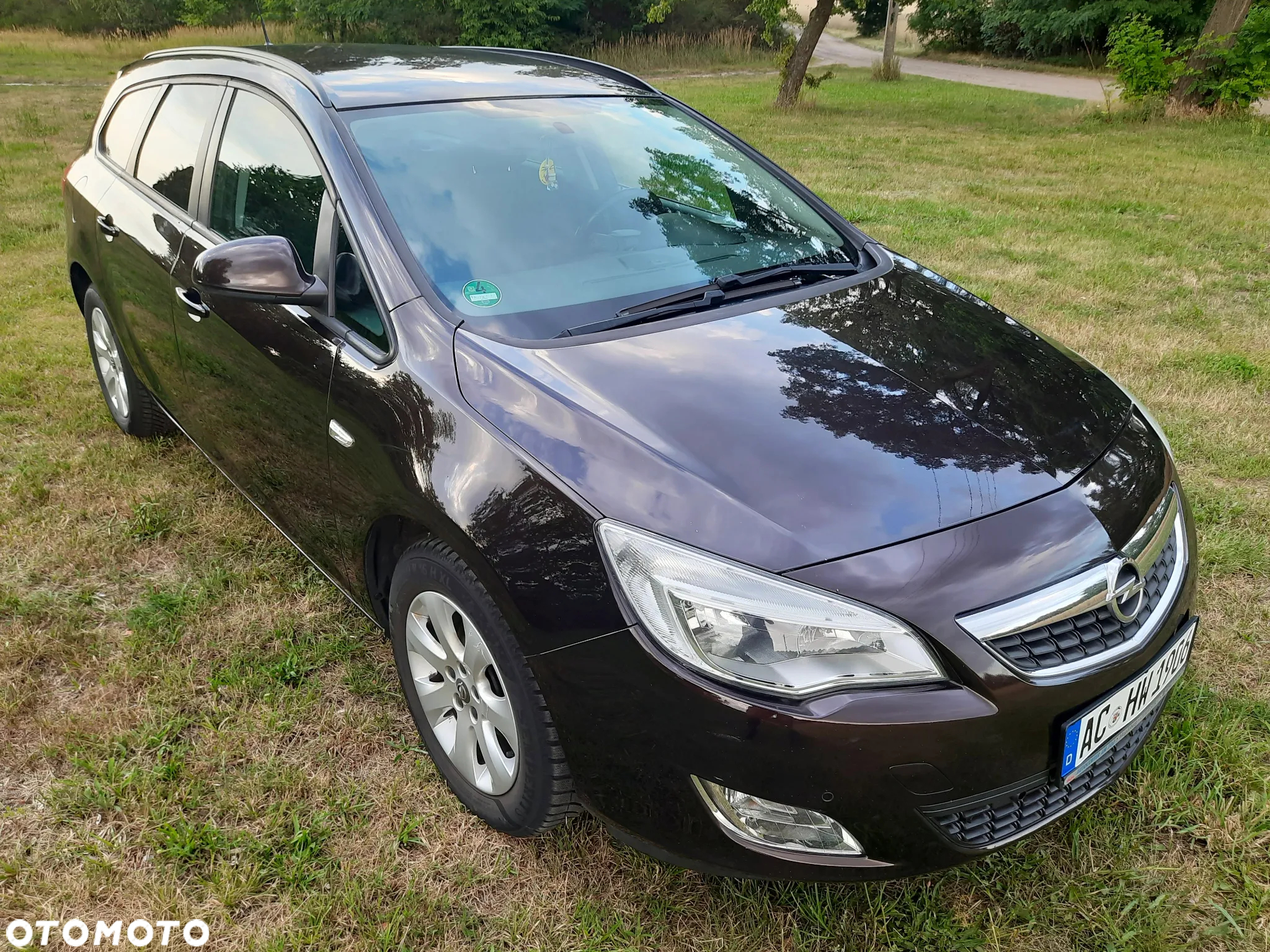 Opel Astra 1.4 Turbo Sports Tourer Design Edition - 2