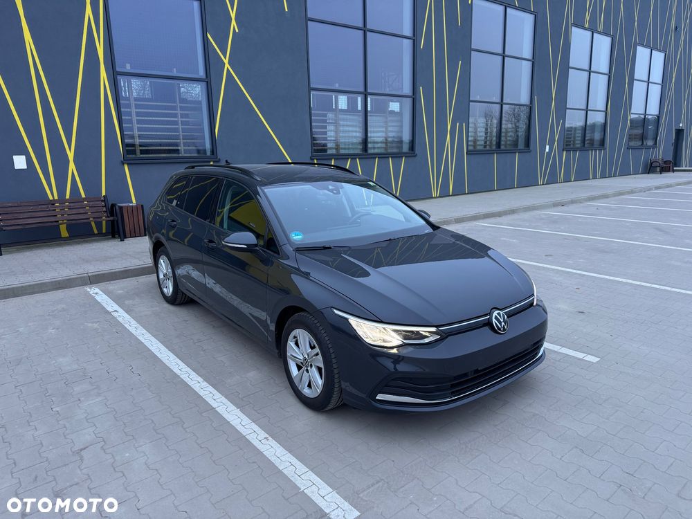 Volkswagen Golf 1.5 eTSI OPF DSG Life - 1