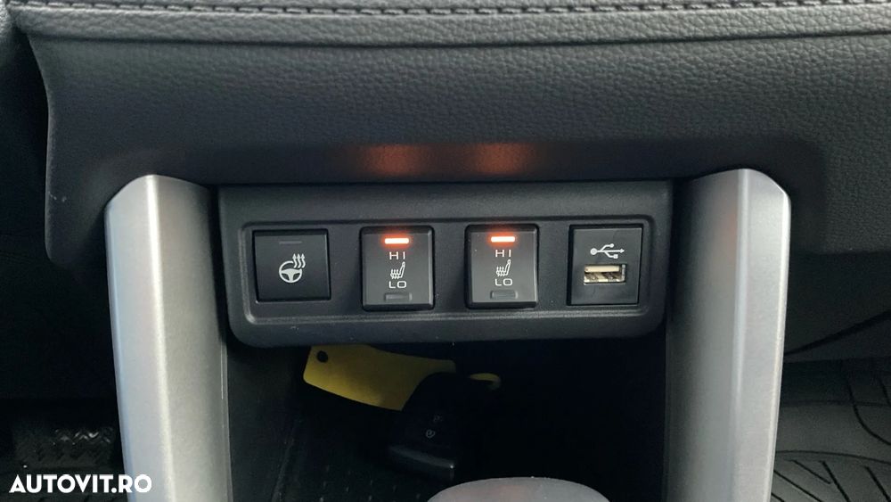 Toyota Corolla Cross 1.8I 2WD Active - 34