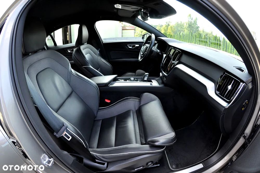 Volvo S60 B4 B Geartronic RDesign - 23