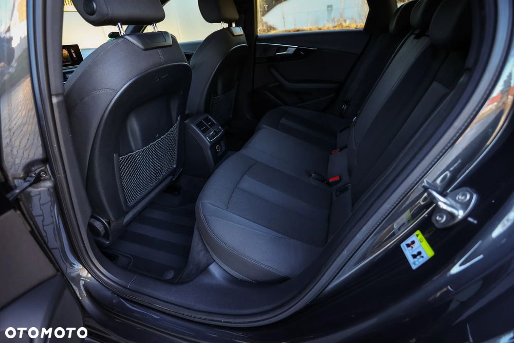 Audi A4 Avant 2.0 TDI DPF clean diesel quattro S tronic S line Sportpaket - 21