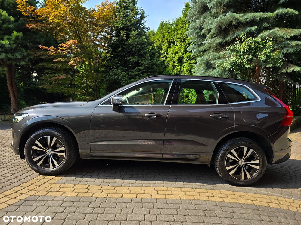 Volvo XC 60 B4 D Momentum Pro - 4