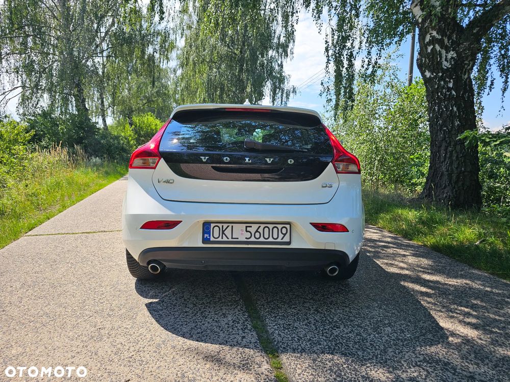 Volvo V40 D3 Momentum - 7