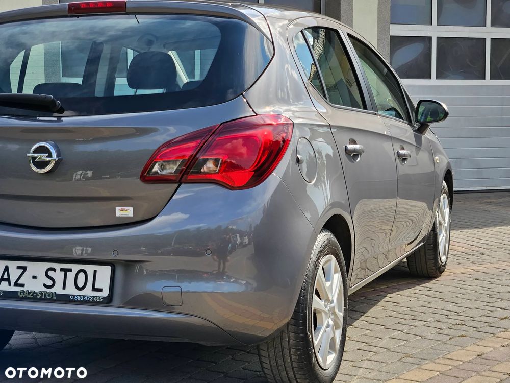 Opel Corsa 1.4 16V Cosmo - 12