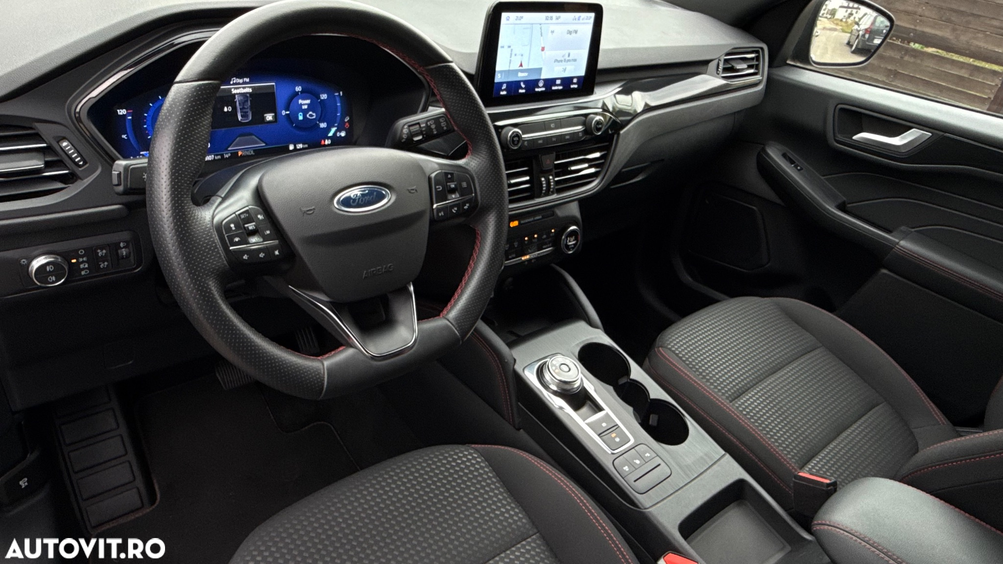 Ford Kuga 2.5 Duratec FHEV ST-LINE - 35