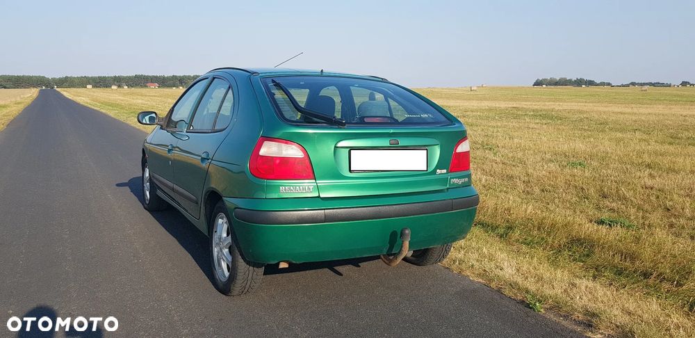 Renault Megane 1.6 - 9