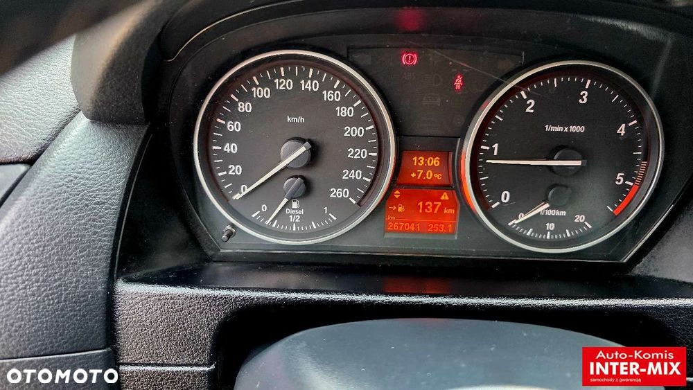 BMW X1 sDrive18d - 10