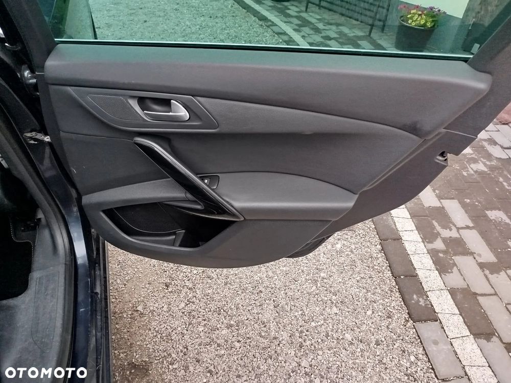 Peugeot 508 BlueHDi 180 EAT6 Stop&Start GT - 21