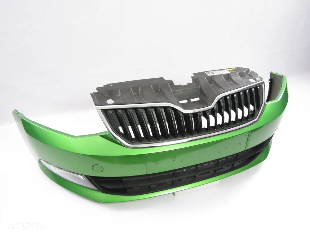 Zderzak przedni Skoda Fabia 6V 15 - 18 Lakier LF6Z - 14