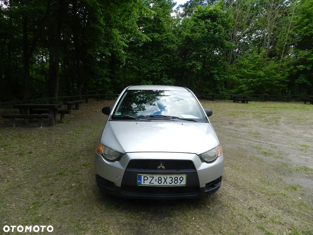 Mitsubishi Colt - 5