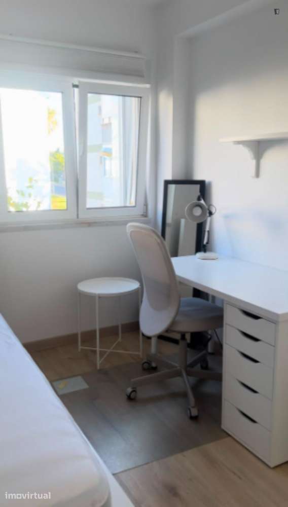 Quarto - localizado em Oeiras Lisbon - Grande imagem: 3/11