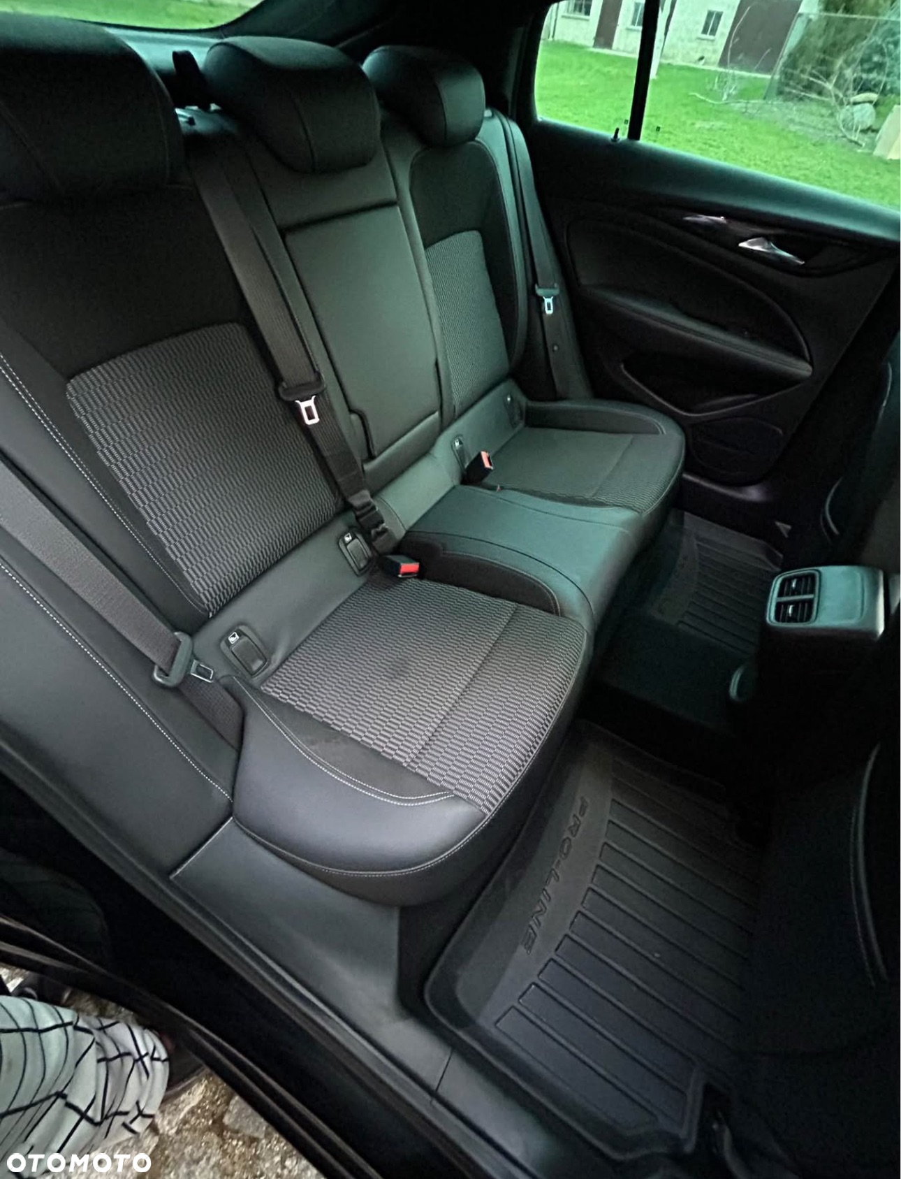 Opel Insignia 2.0 CDTI Elegance S&S - 8