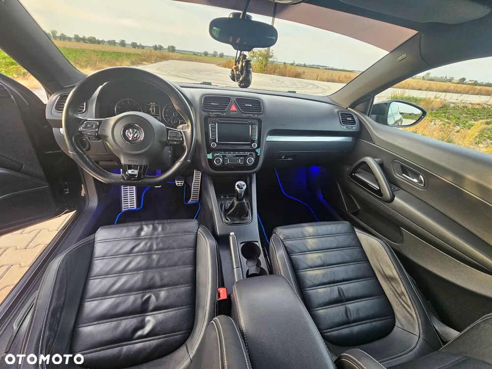 Volkswagen Scirocco 2.0 TSI R - 15