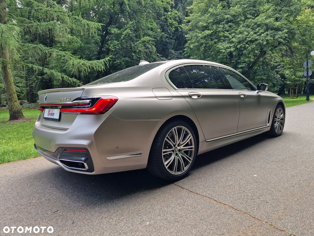 BMW Seria 7 750Li xDrive - 6