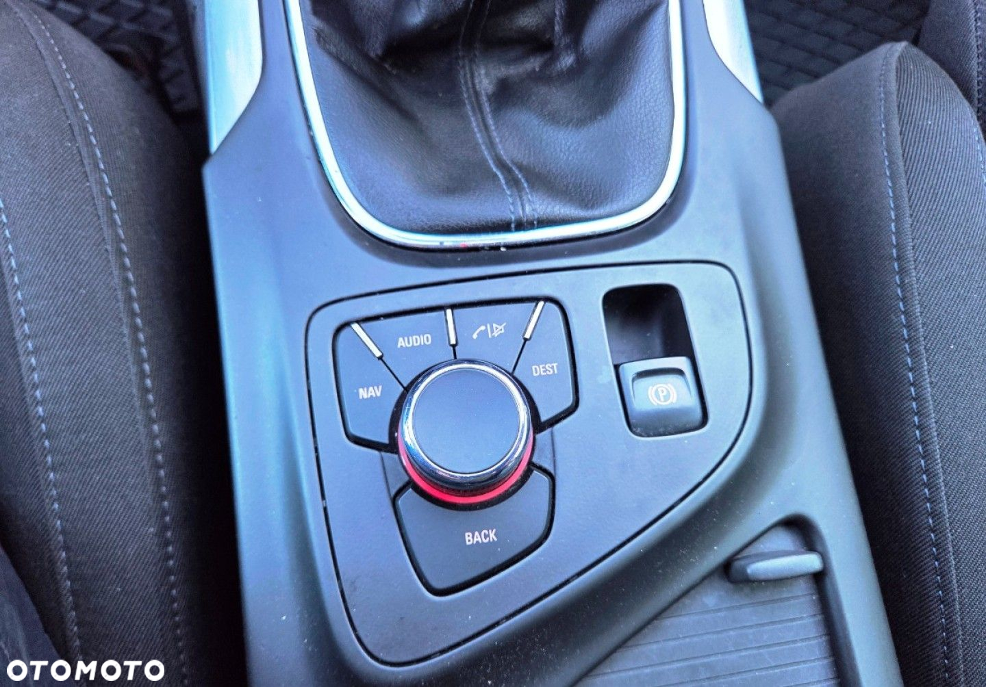 Opel Insignia - 14