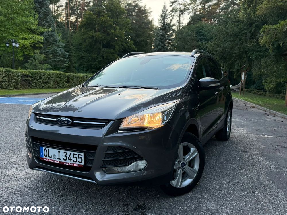 Ford Kuga - 1