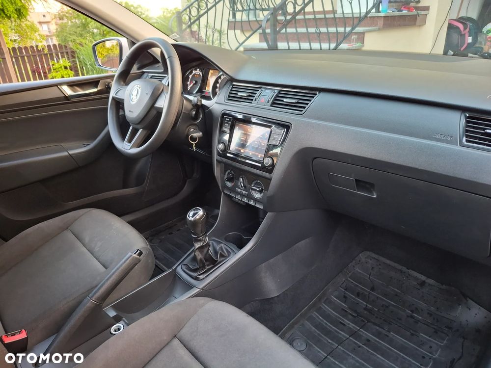 Skoda RAPID 1.0 TSI Active - 21