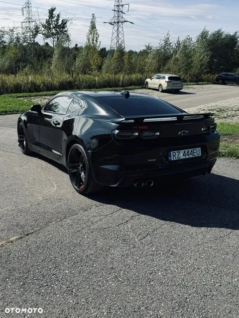Chevrolet Camaro Coupe 6.2 V8 - 8