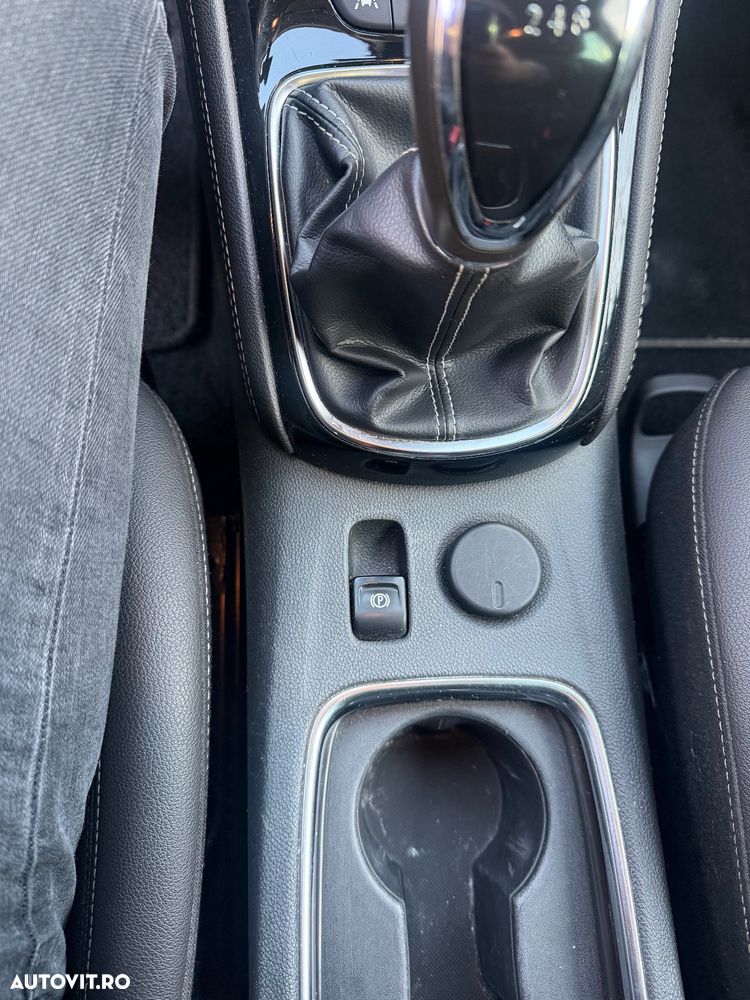 Opel Astra 1.6 D (CDTI) Start/Stop Business - 11