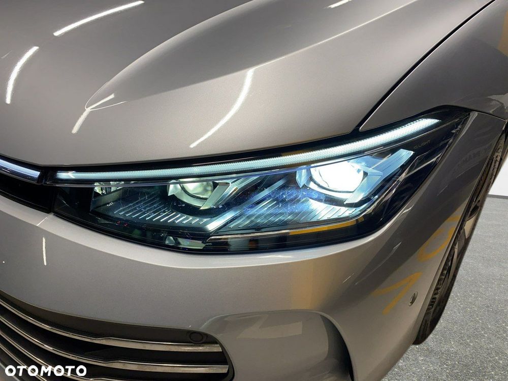 Volkswagen Passat Variant - 10