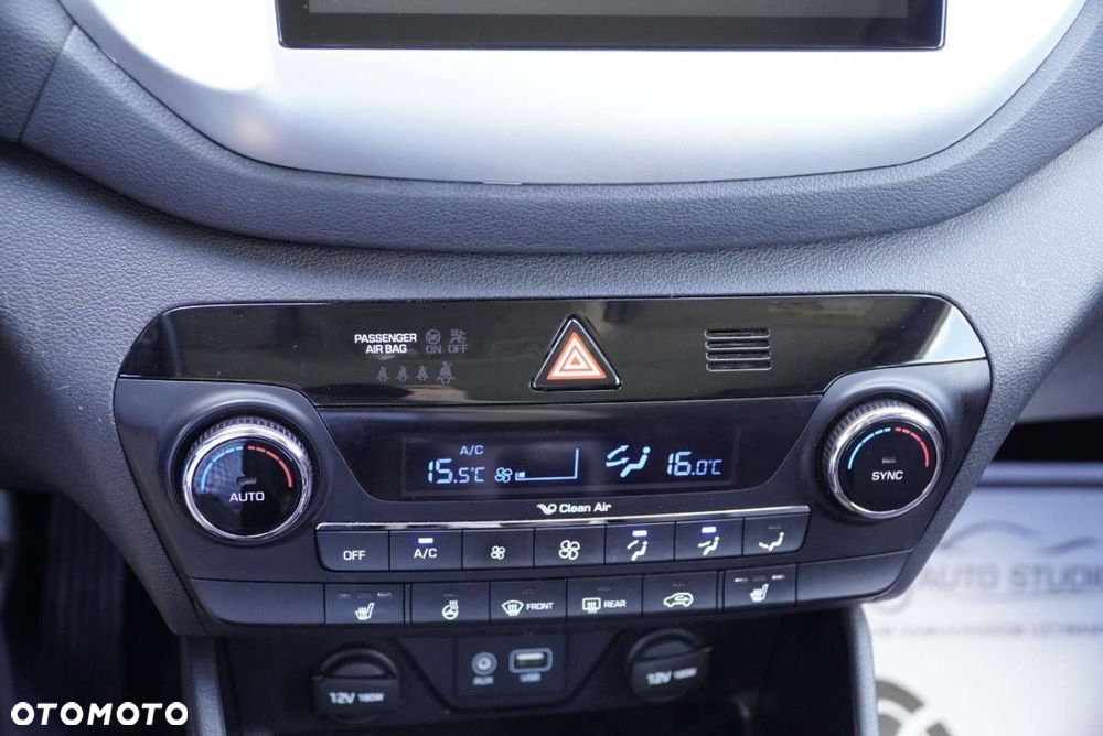 Hyundai Tucson 1.7 CRDI BlueDrive Comfort 2WD - 19
