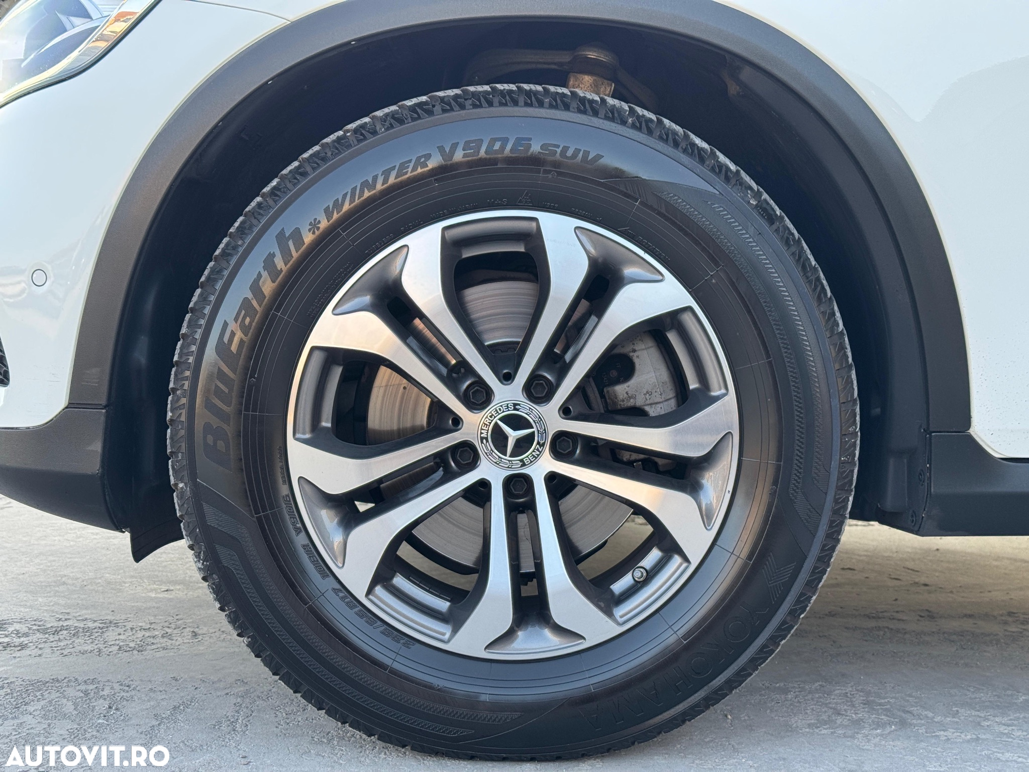 Mercedes-Benz GLC 200 d 4Matic 9G-TRONIC - 37