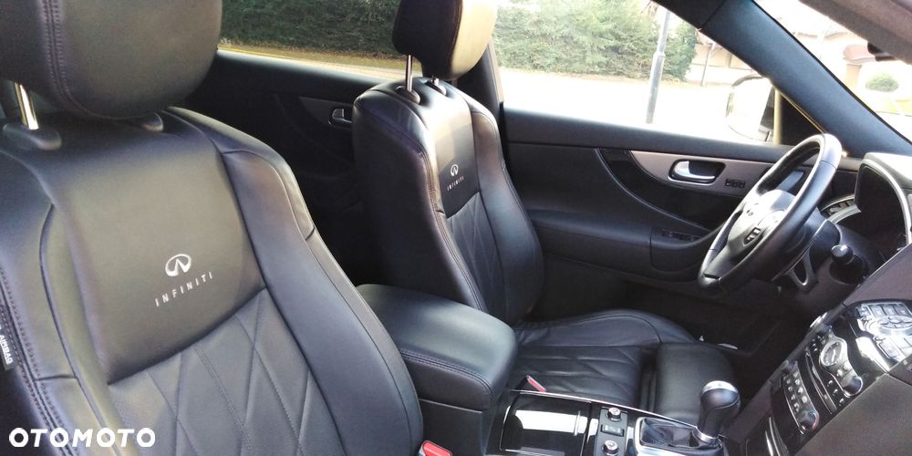Infiniti QX70 3.0d S Premium - 16