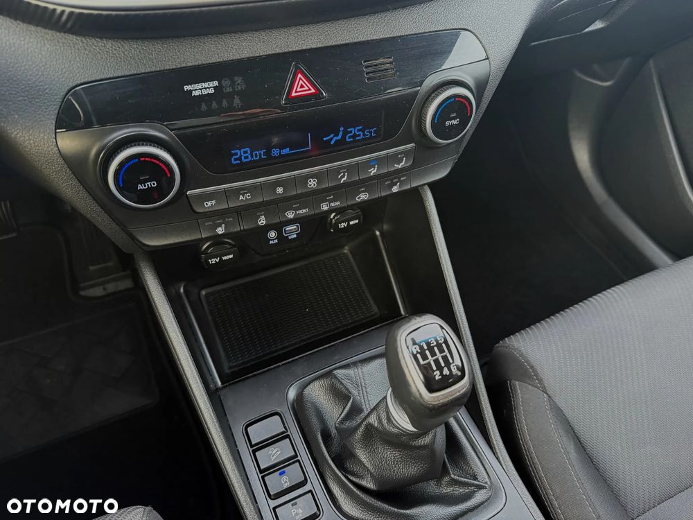 Hyundai Tucson blue 1.6 CRDi 2WD Select - 14