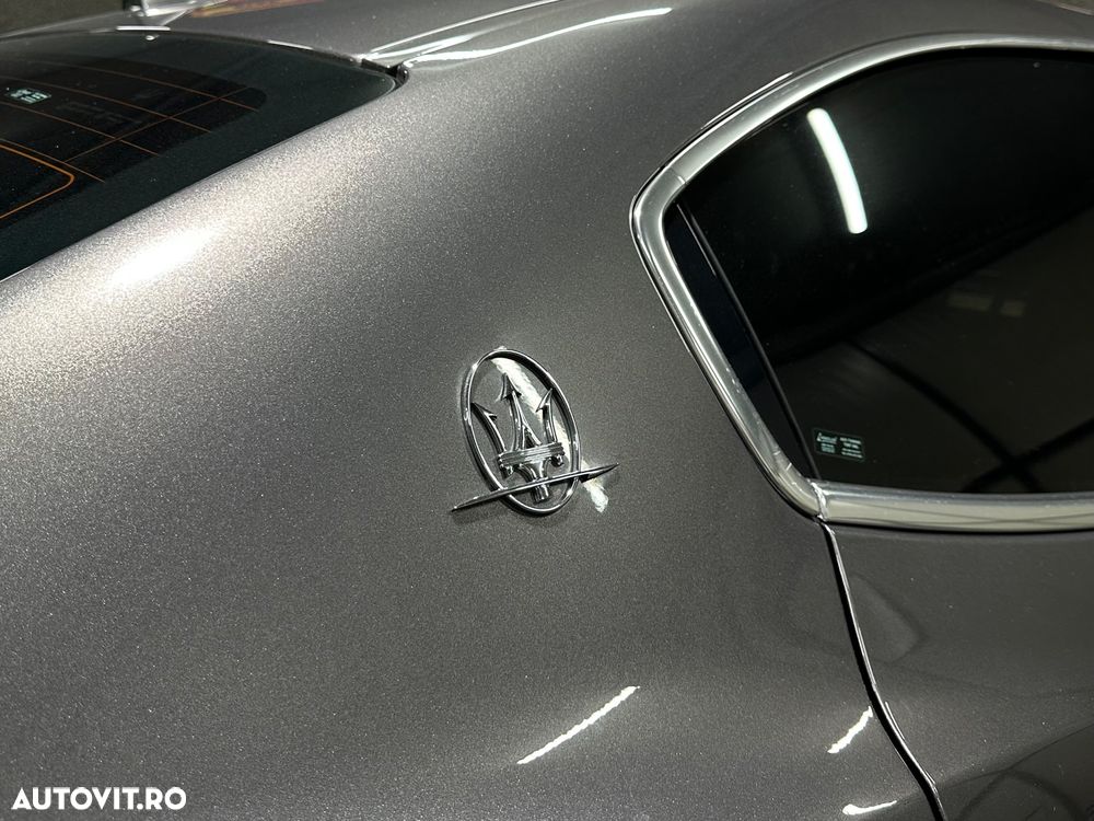 Maserati Ghibli Automatik - 12
