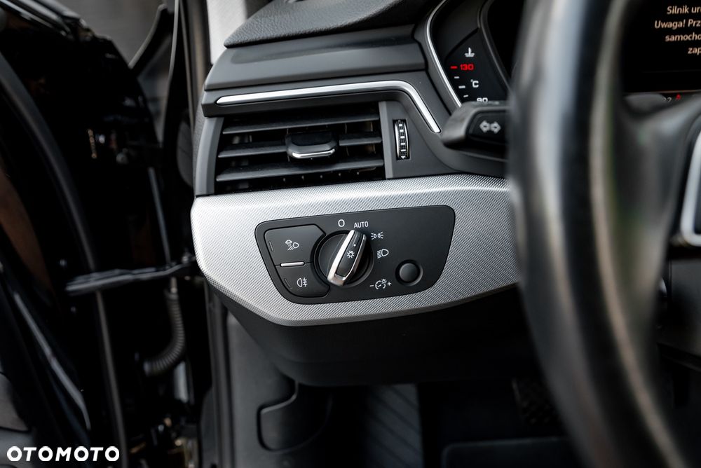 Audi A4 Limousine 35 TFSI S tronic S line - 24