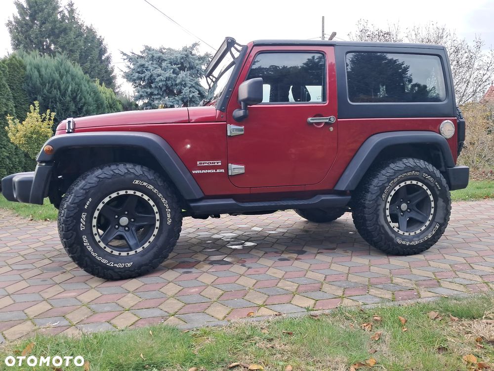 Jeep Wrangler - 8