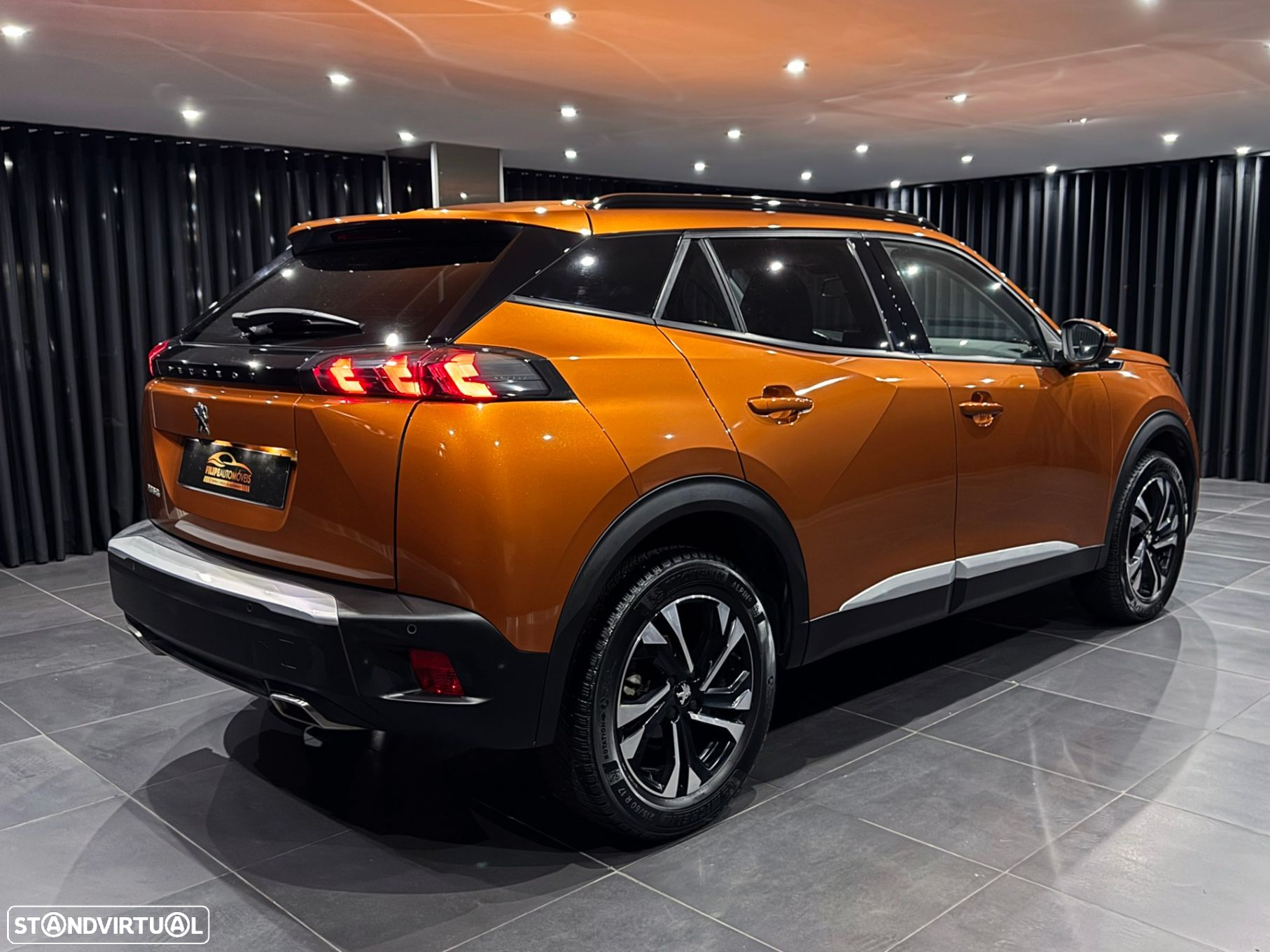 Peugeot 2008 1.2 PureTech Allure Pack EAT8 - 7