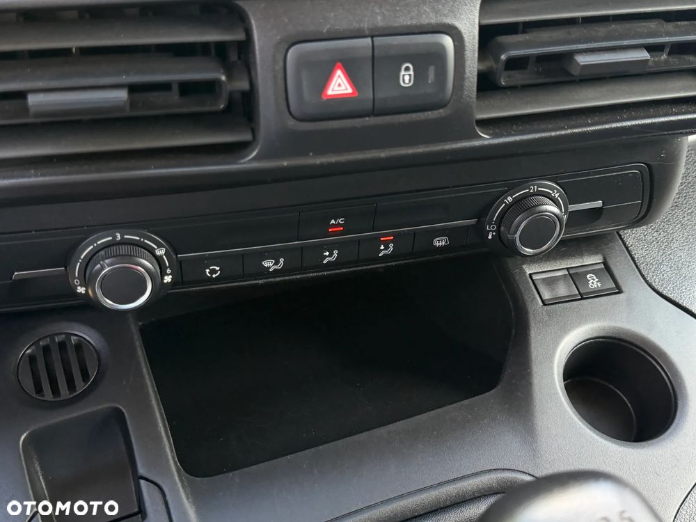 Citroën BERLINGO - 22