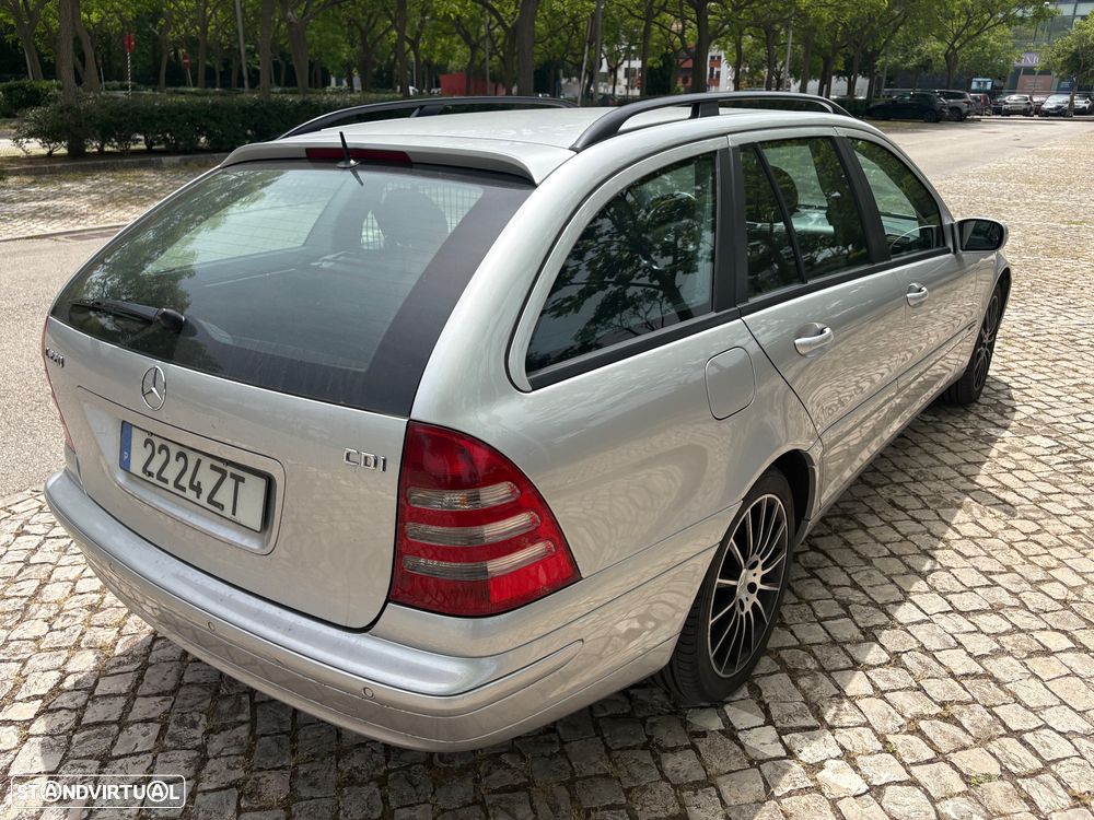 Mercedes-Benz C 220 T CDI Classic - 3