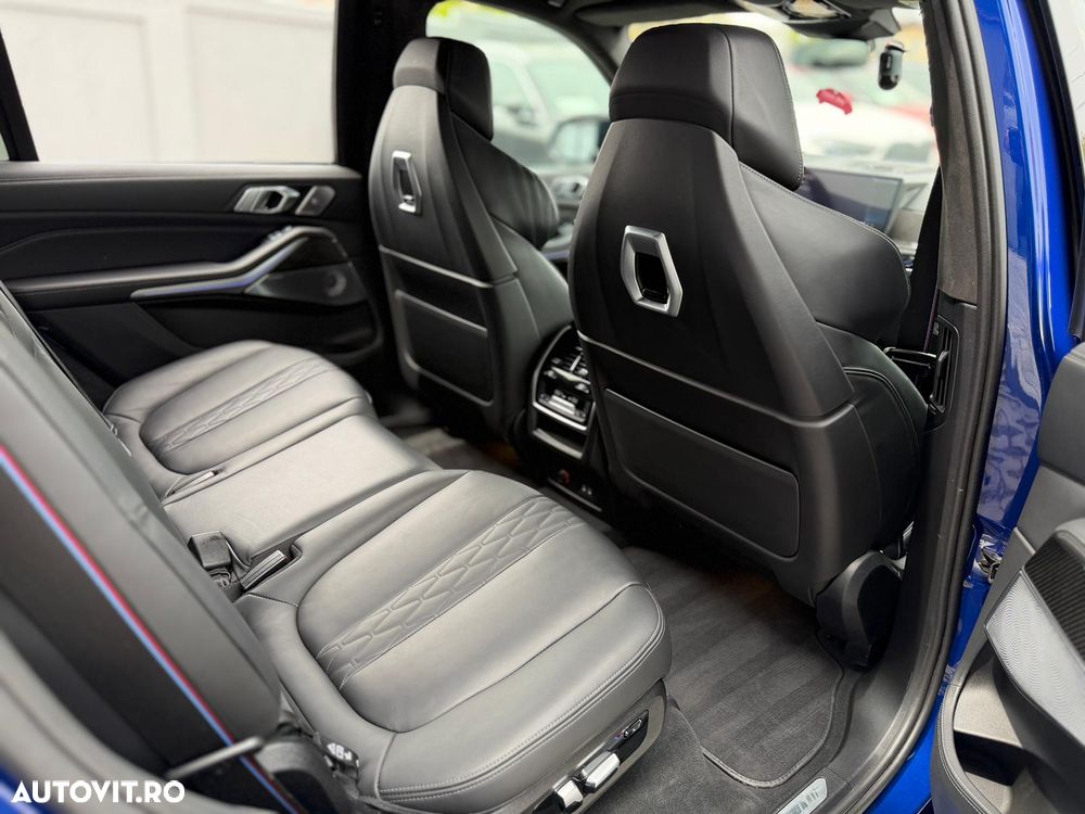 BMW X7 M60i xDrive - 31