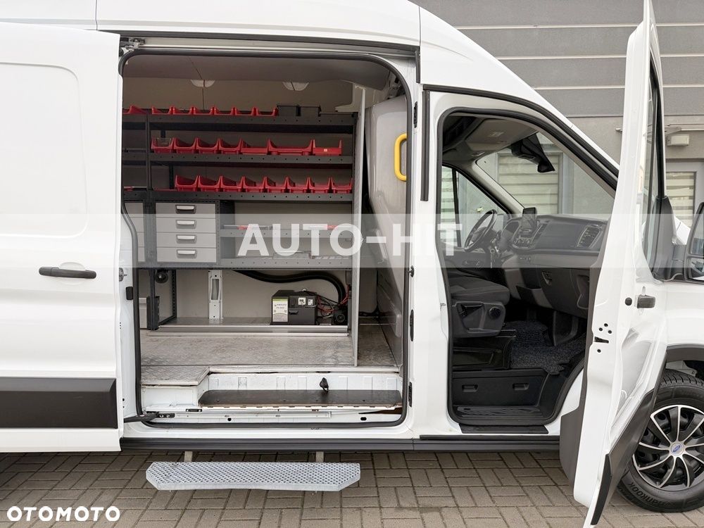 Ford Transit - 25