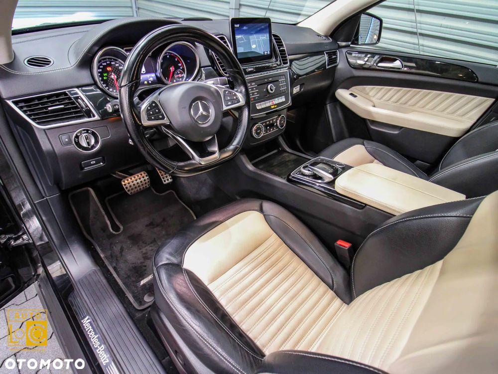 Mercedes-Benz GLE 350 d 4Matic 9G-TRONIC AMG Line - 19