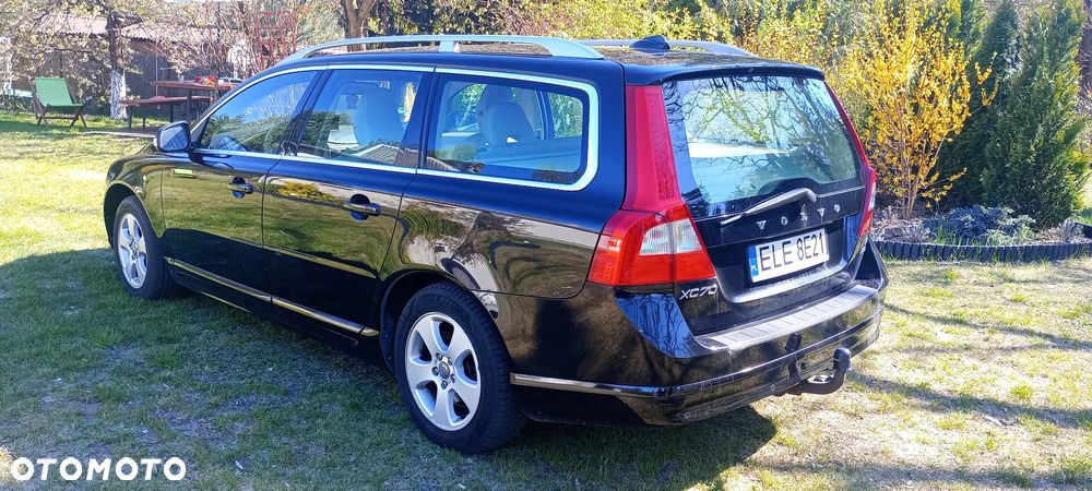 Volvo V70 2.0D Summum - 1