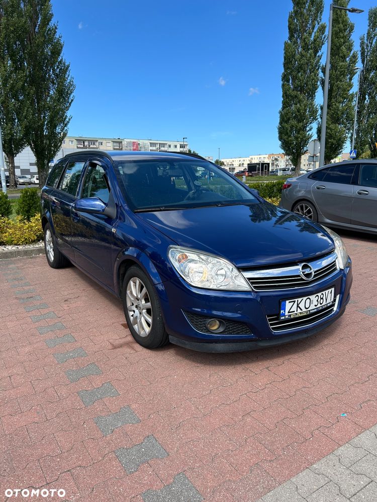 Opel Astra 1.9 CDTI - 4